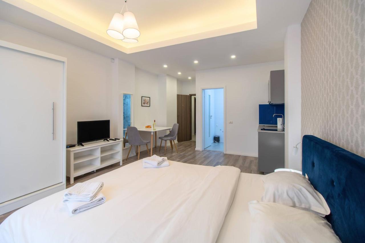 City Center Premium Apartments 2 Bukarest Exterior foto